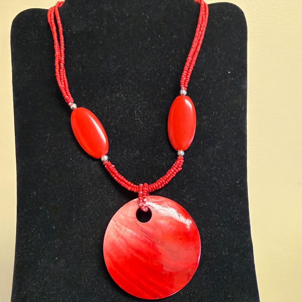 Red Shell Circle Pendant Statement Necklace Beaded Multi Strand Adjustable 2.5in